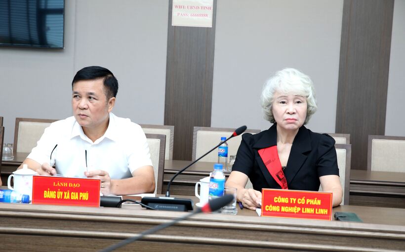 Khu công nghiệp Phú Xuân 2.500 tỷ đồng: Tăng tốc như thế nào để vượt qua các vướng mắc?