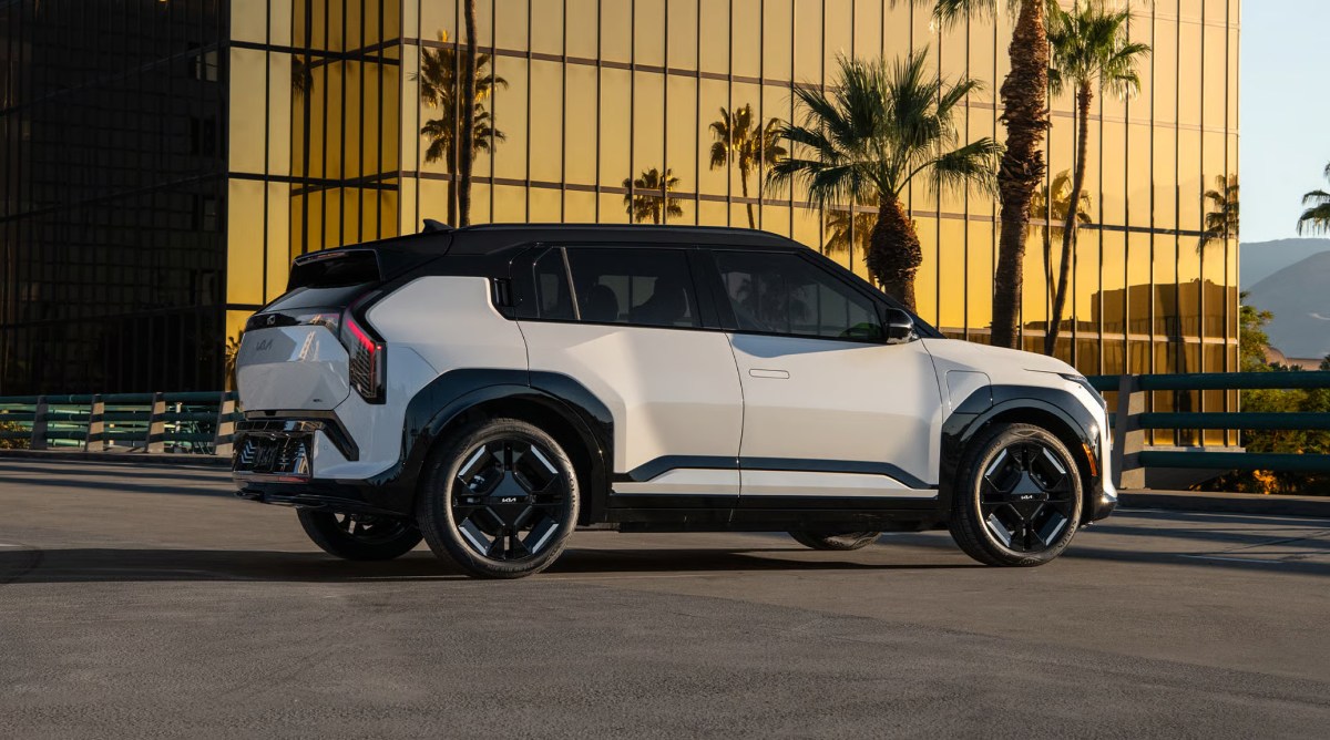 Kia EV3 Breaks the $30K Barrier for Everyday EV Buyers