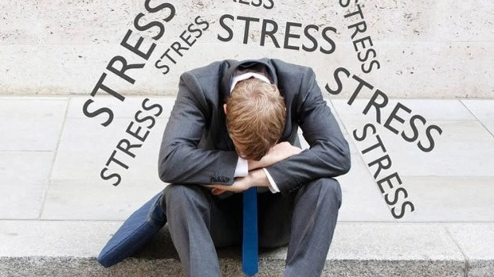 Burnout văn phòng âm thầm làm suy giảm năng suất: Dấu hiệu cảnh báo và cách phòng ngừa