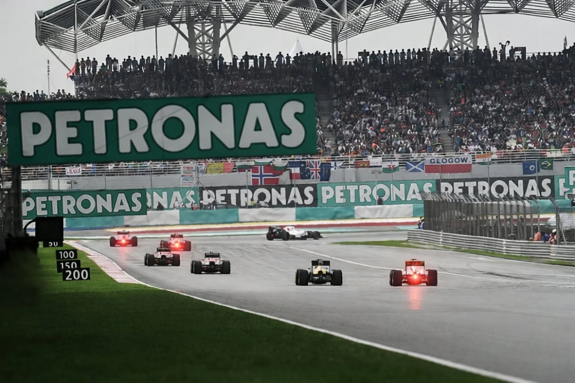 F1 Sepang Budget Ticket Strategy: Three-Day Passes from RM200