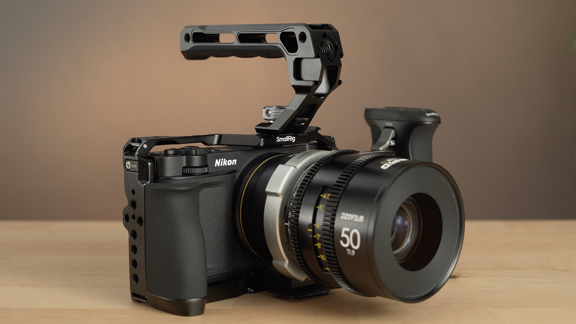 Nikon’s Product Delays Put Professionals in a Holding Pattern