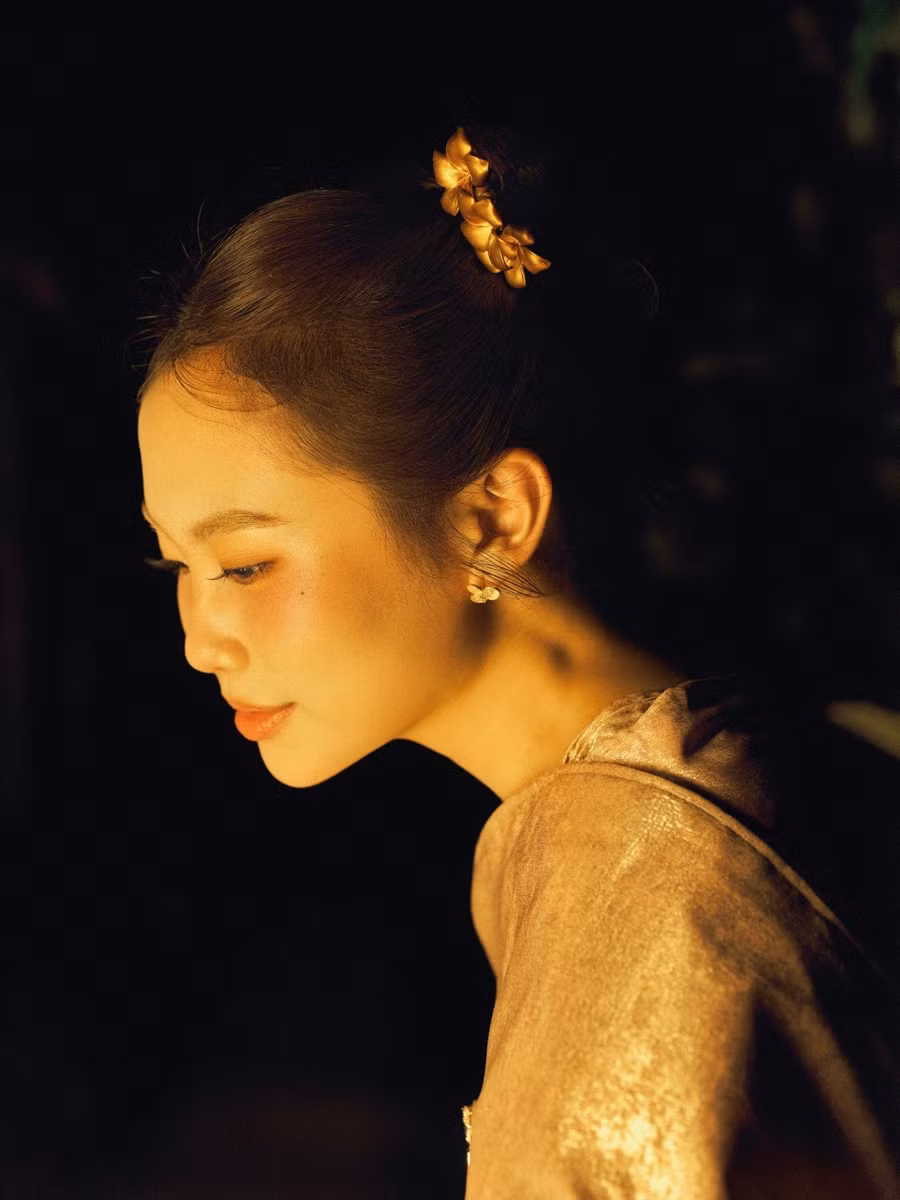 Phương Mỹ Chi và bước đi mới: pop hòa cùng di sản Khmer