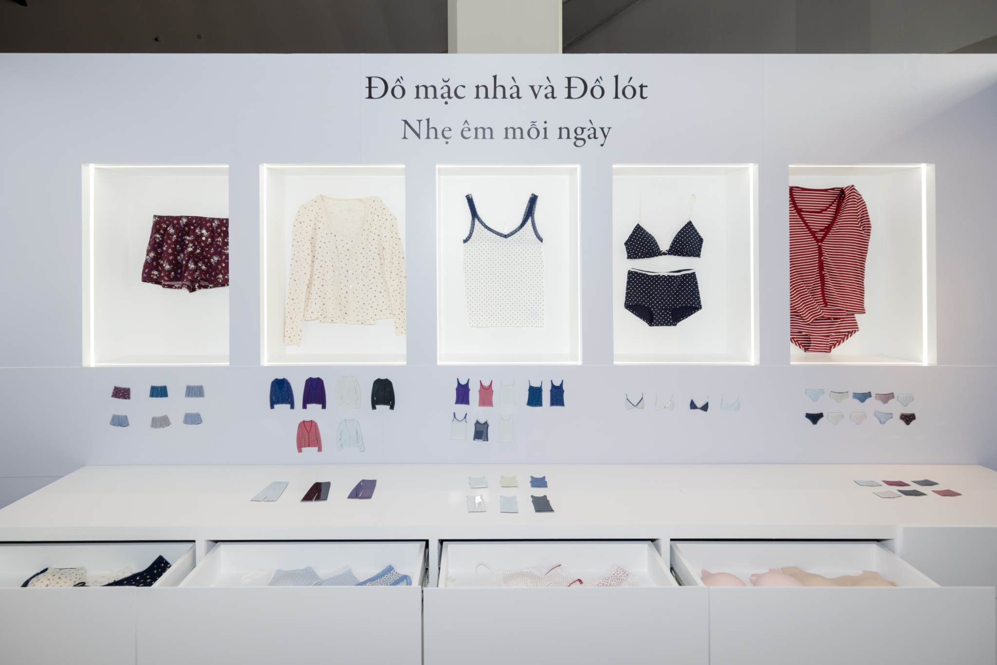 Uniqlo LifeWear Thu Đông: Thời trang tối giản cho nhịp sống đô thị