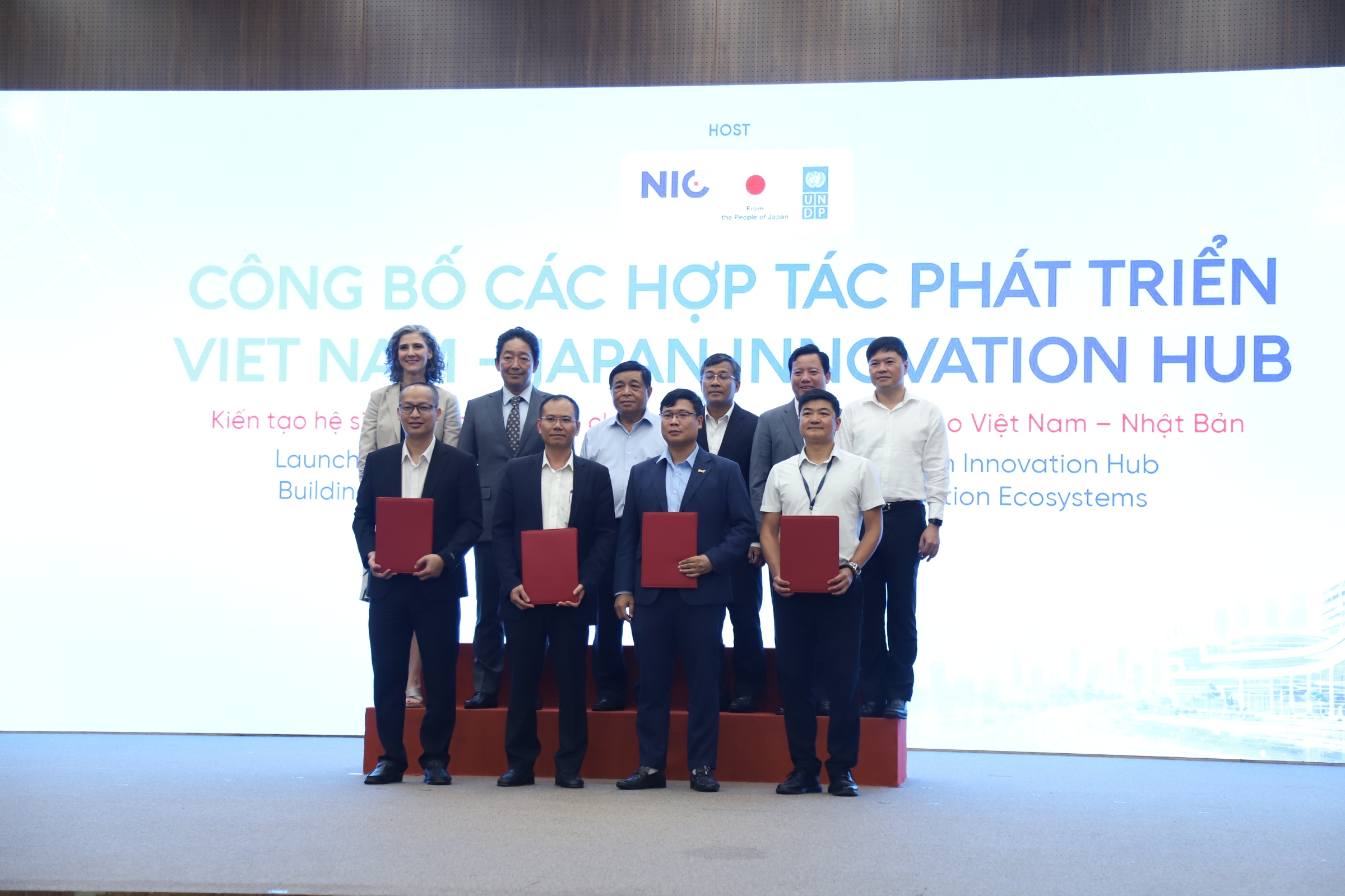 Việt Nam và Nhật Bản tăng tốc xây dựng hệ sinh thái bán dẫn tại Hòa Lạc