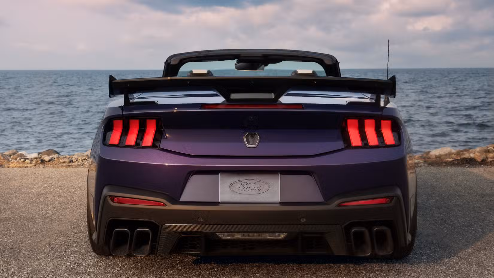 Mustang Dark Horse SC Convertible Redefines Open-Air Power