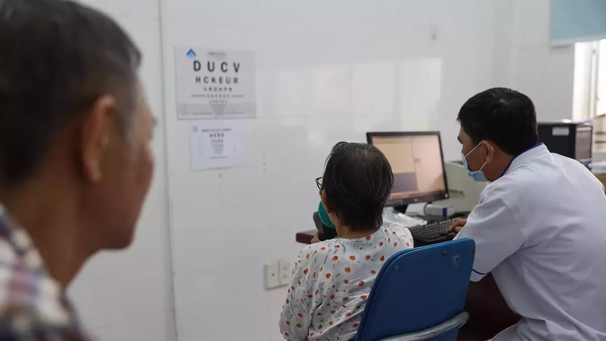 Phụ nữ kiệt sức vì gia đình: hãy “đeo mặt nạ dưỡng khí” cho chính mình