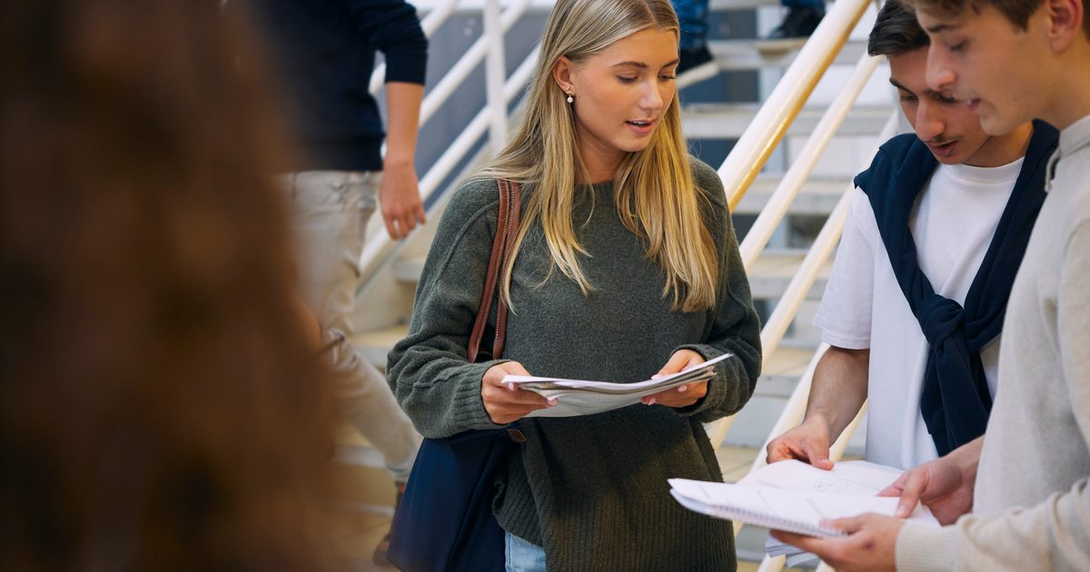How to Help Your Teen Process Exam Results