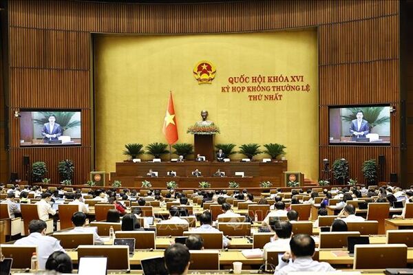Sửa đổi luật viễn thông: Chia sẻ hạ tầng mạng và quản lý tần số sẽ đổi hướng ra sao?