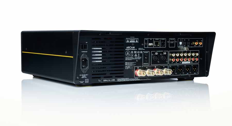Why Compact Class-D Integrated Amplifiers Belong On Your Desk