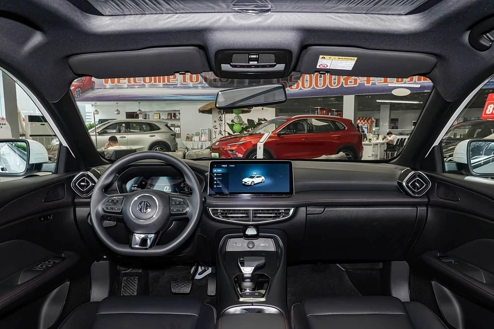 MG tấn công thị trường với bộ ba Urban, ZS Hybrid+ và MG5