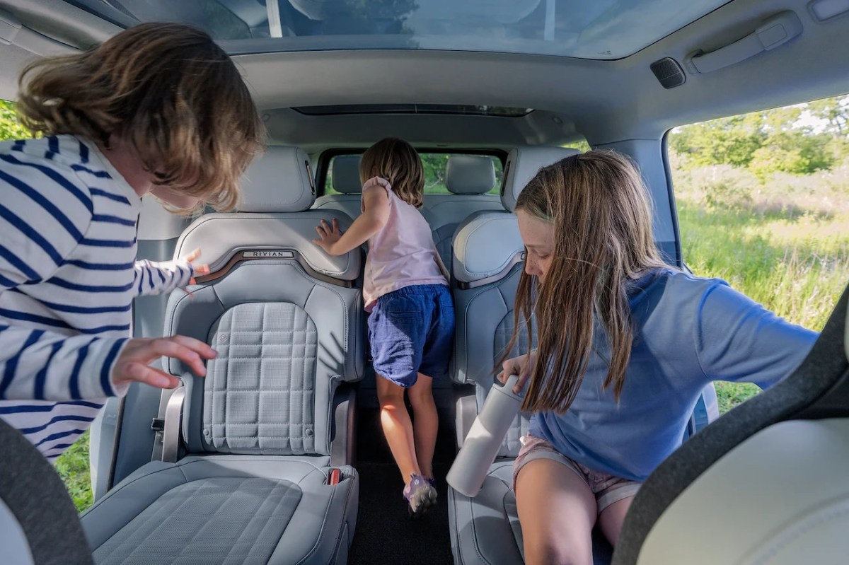 Rivian’s R1T and R1S Updates Put Utility Ahead of Range Anxiety
