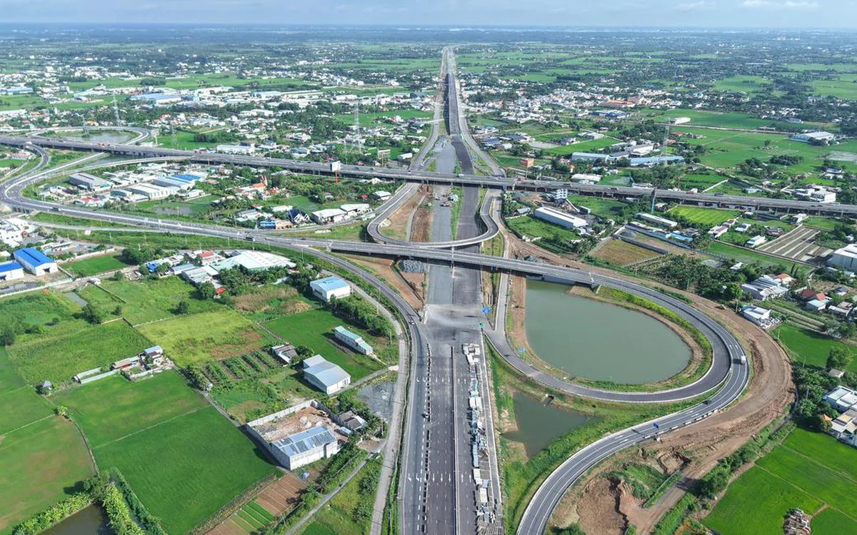 Hạ tầng khu Tây TP.HCM hoàn thiện: cú hích cho nhà phố hạng sang