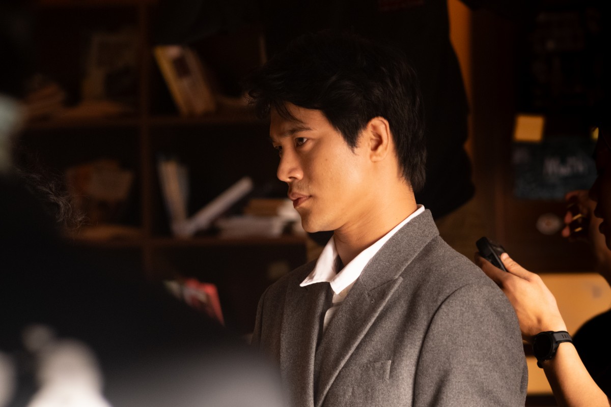 Cộng trừ nhân chia: Dark Academia và mặt tối thành tích học đường