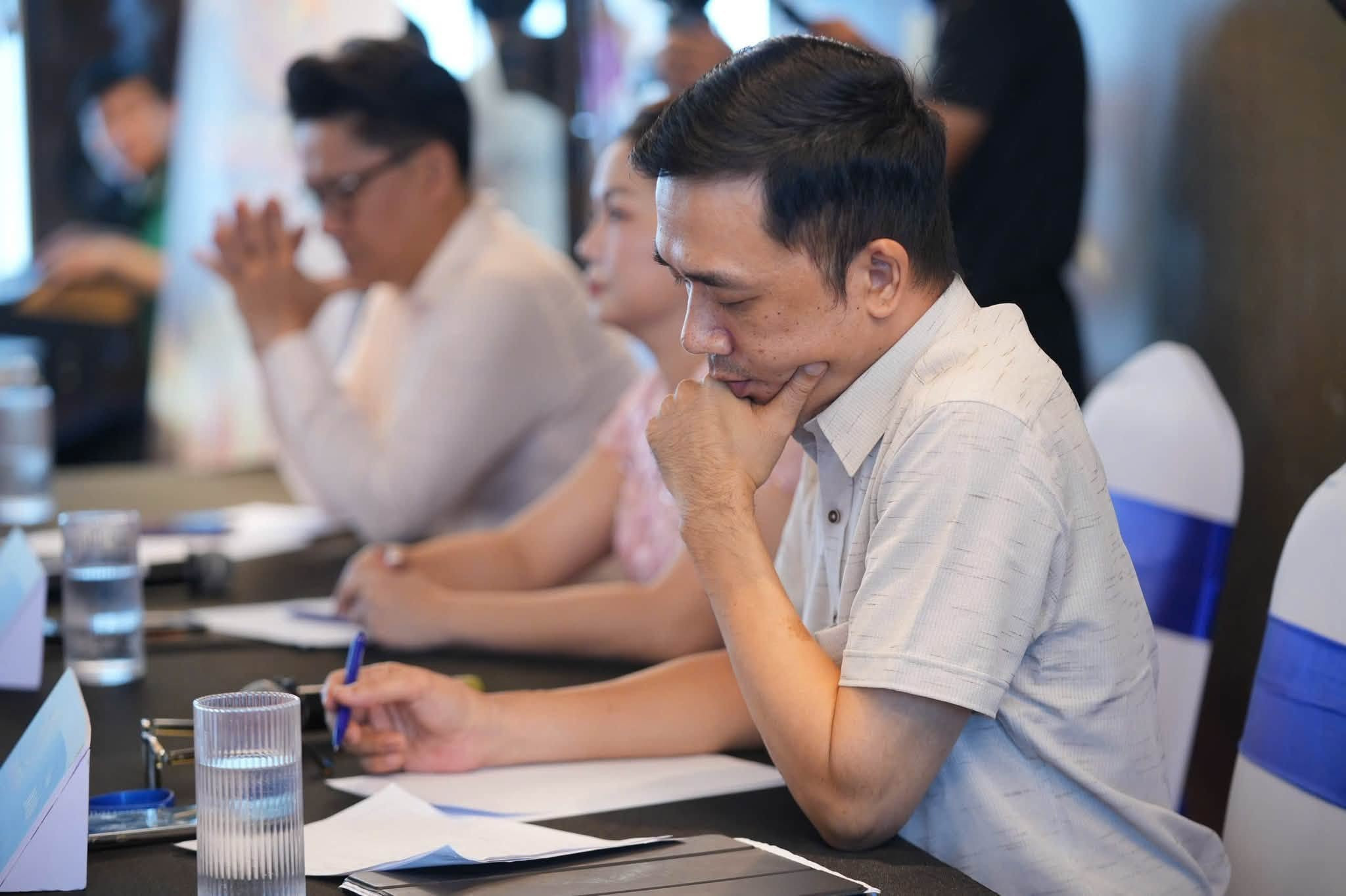 Sao Mai khu vực phía Bắc: 50 giọng ca thổi bùng sân khấu Hạ Long