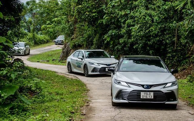 Toyota thay pin lithium-ion cho dàn xe hybrid: bước đi chiến lược để vừa mạnh hơn vừa rẻ hơn