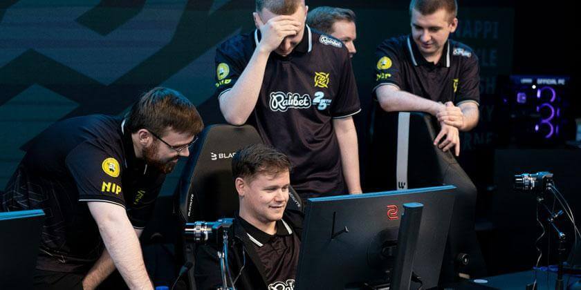 Underdogs and Favorites Collide as CS2 Esports World Cup Groups Tighten