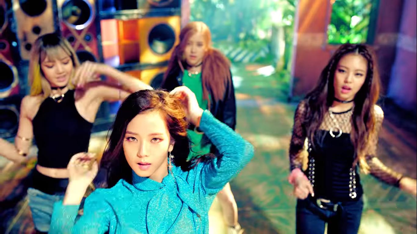 BLACKPINK 10 năm: Khoảnh khắc giản dị cho một di sản toàn cầu
