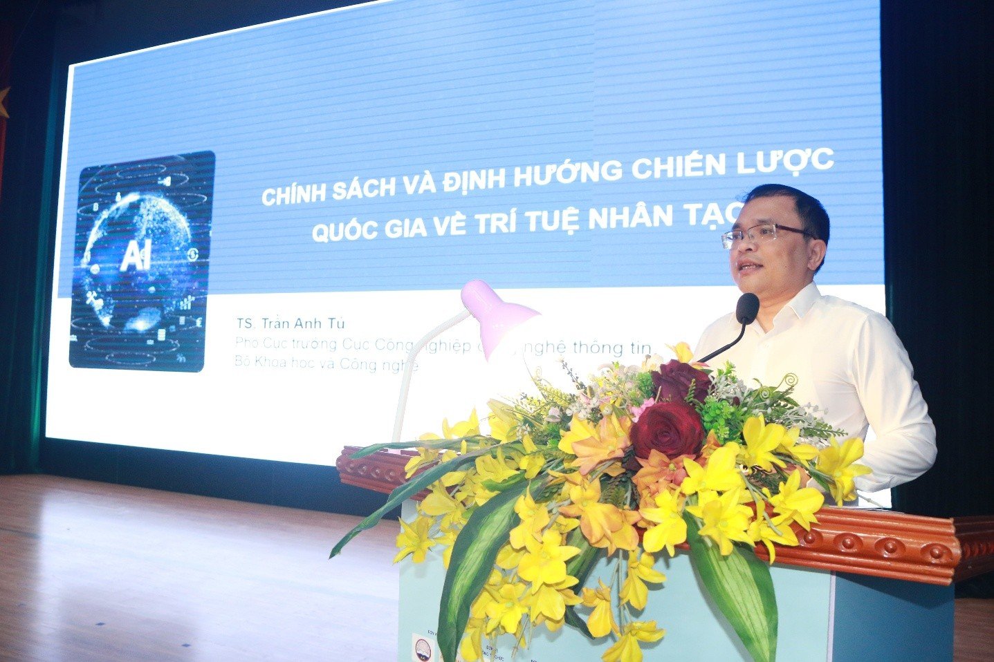 Hội thảo AI4CRIS: Khi trí tuệ nhân tạo trở thành lá chắn và vũ khí trên không gian mạng