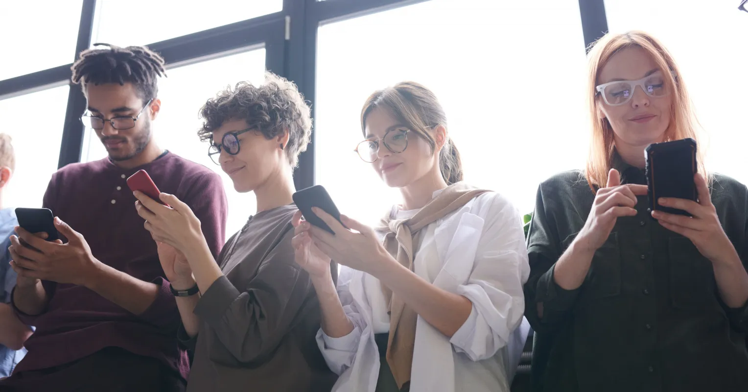 How Stepping Away From Social Media Rewires Stress