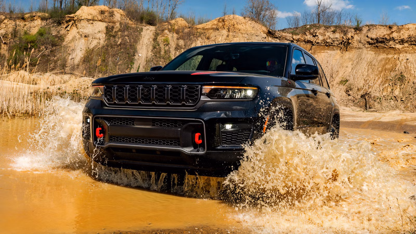 Jeep’s F1-Inspired Turbo Makes the Grand Cherokee the Smart Performance Buy