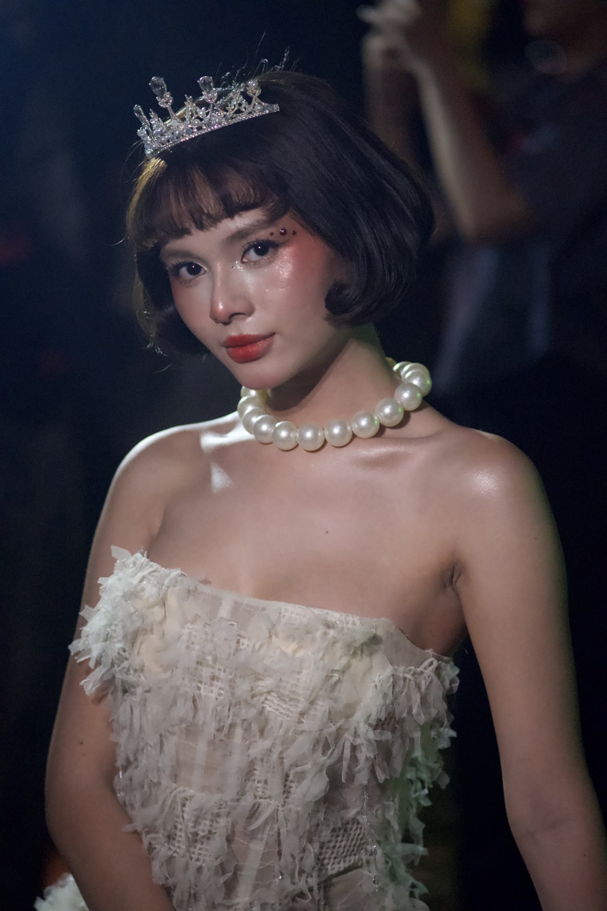 Cộng trừ nhân chia: Dark Academia và mặt tối thành tích học đường