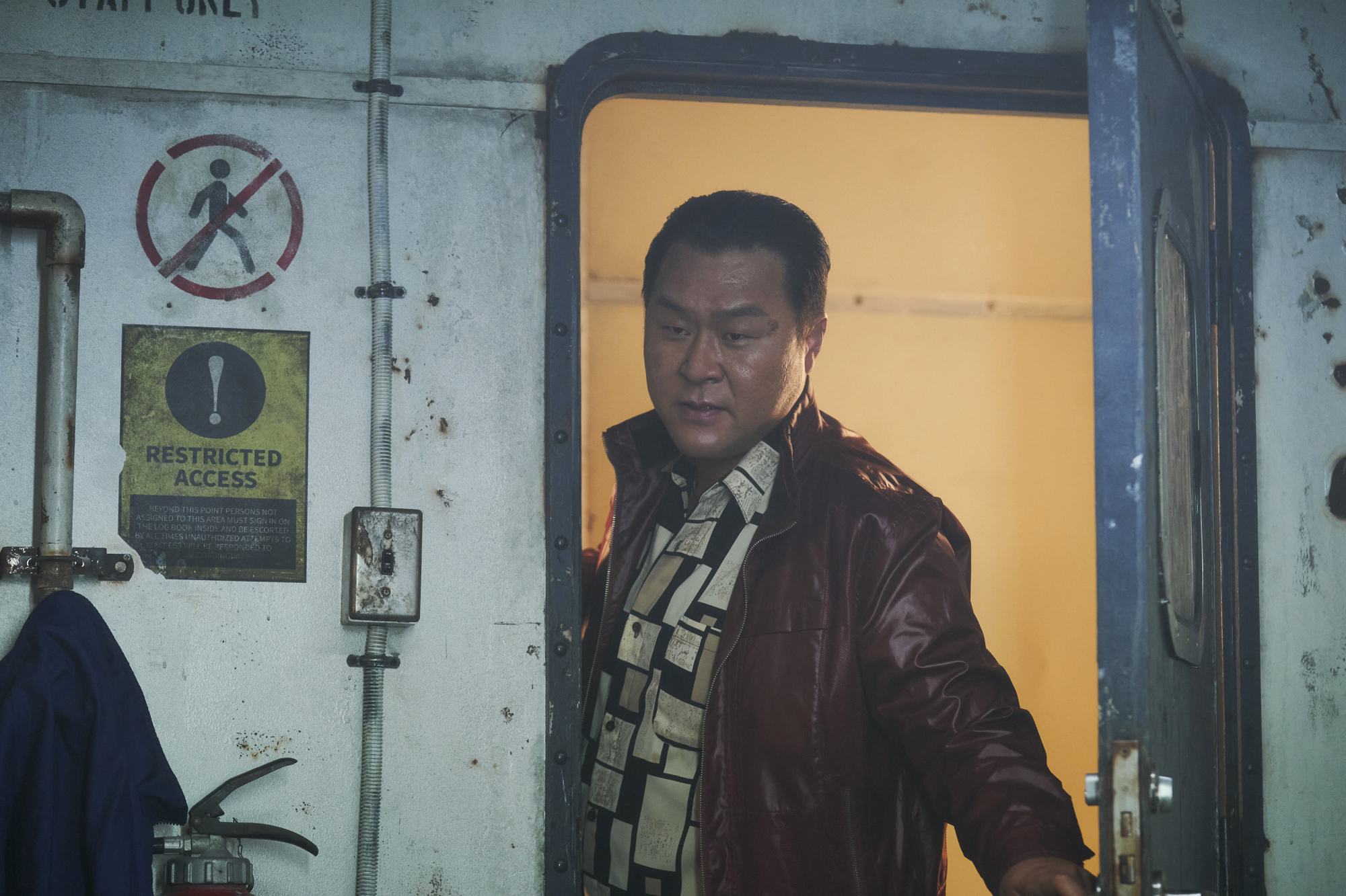 Byun Yo Han Drives a Ruthless Revenge Game in Tazza 4