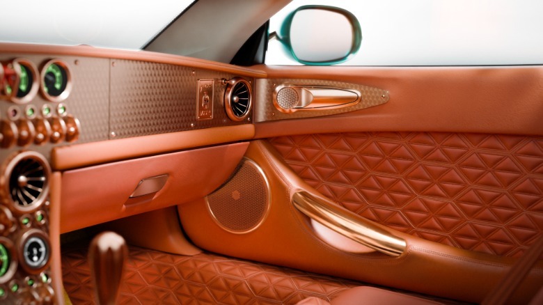 Manual Supercars Are Making a Comeback