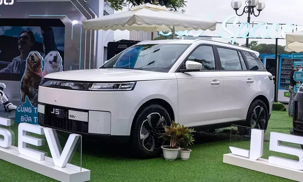 Jaecoo J5 từ 499 triệu: giá siêu rẻ, ưu đãi siêu dài nhưng không hề “miễn phí”