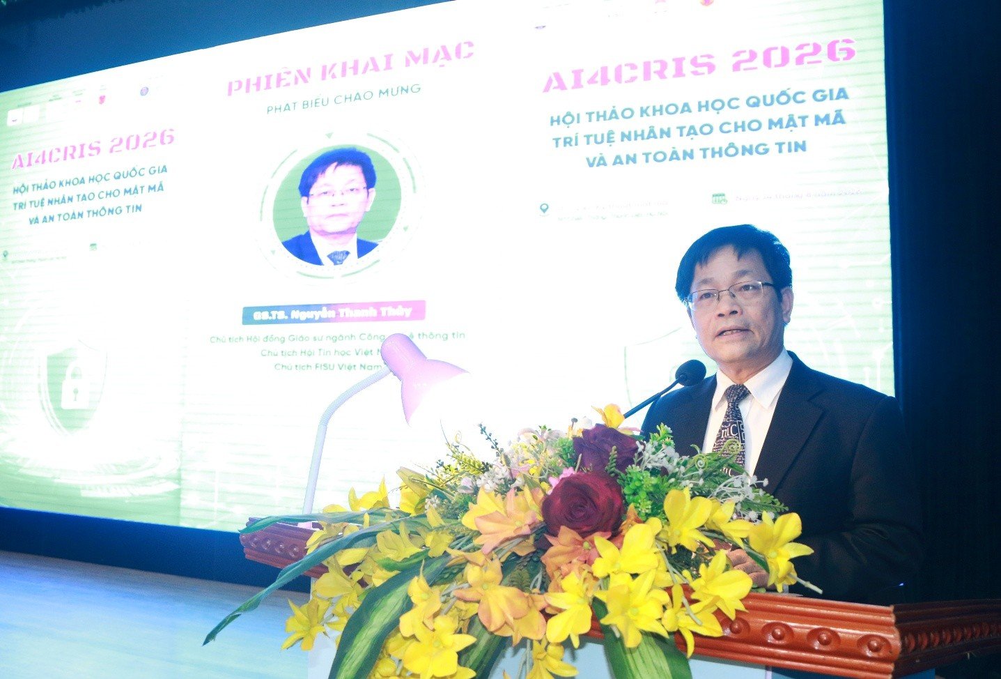 Hội thảo AI4CRIS: Khi trí tuệ nhân tạo trở thành lá chắn và vũ khí trên không gian mạng