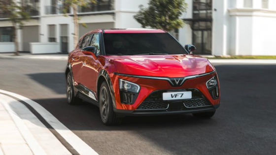 VinFast VF 7: SUV điện an toàn cho hành trình dài?