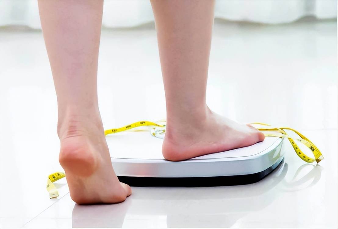 Cơm trắng hay cơm lứt: chọn tinh bột để đường huyết ổn định