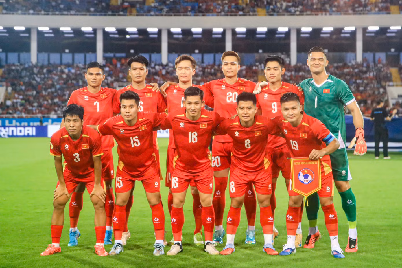 Việt Nam vs Malaysia: Những món nợ cũ và cuộc chiến quyết định