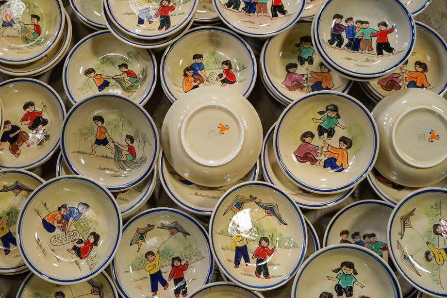 Học làm gốm như liệu pháp chữa lành trong du lịch thủ công