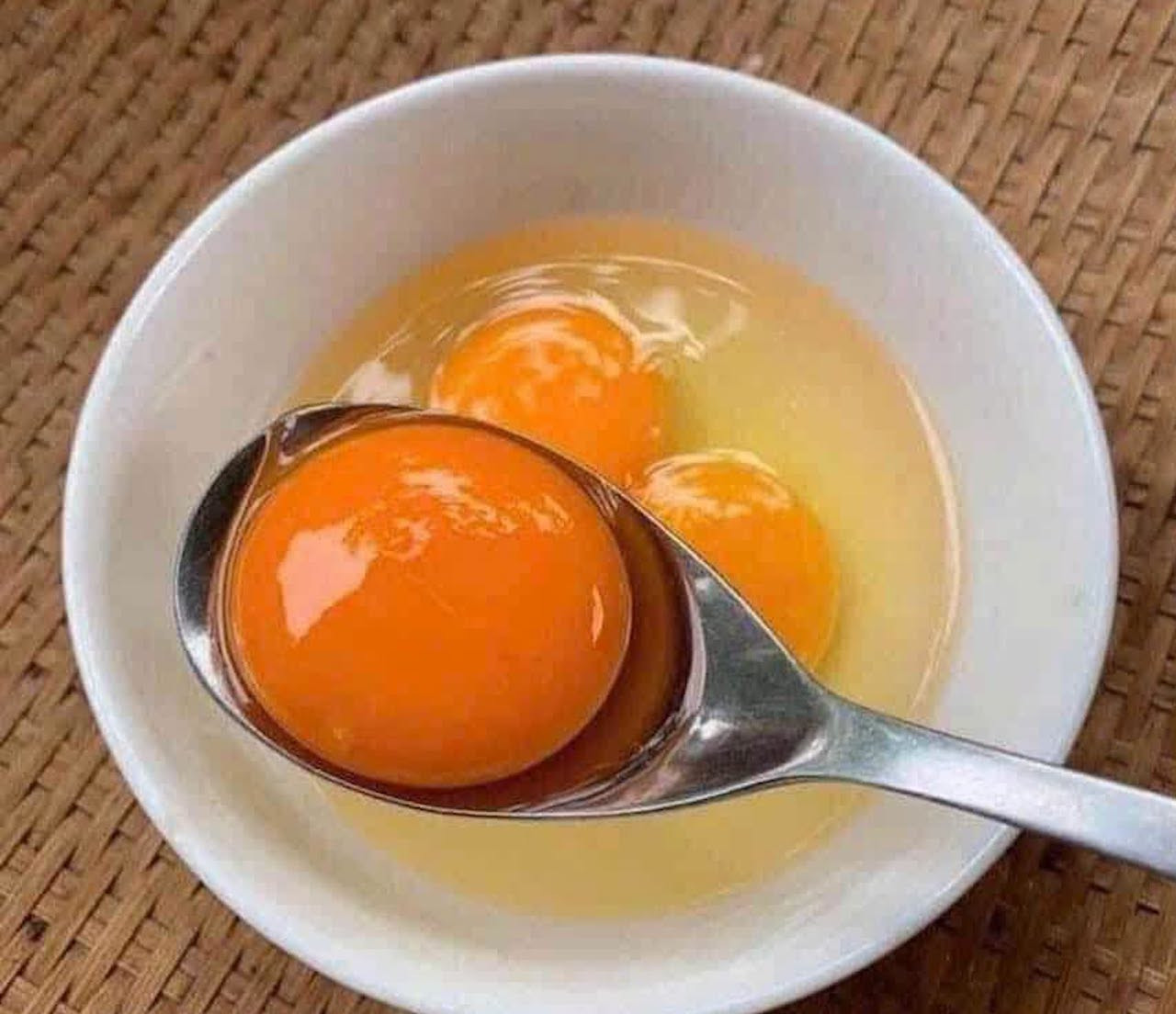 Trứng và những bệnh lý cần cảnh báo: ăn sao cho an toàn