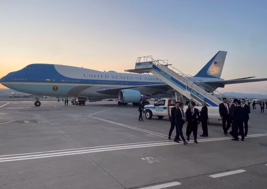 Bí mật đổi máy bay của Trump ở Thổ Nhĩ Kỳ: Khi Air Force One trở thành mồi nhử