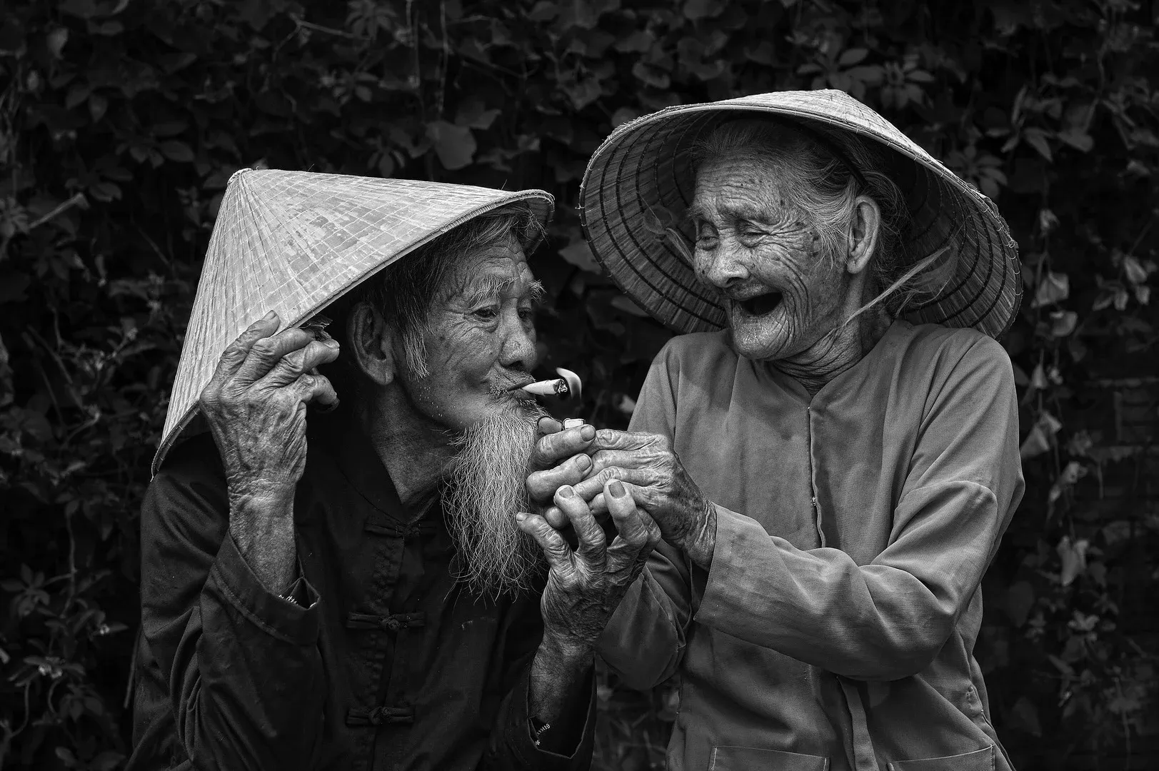 Nghệ sĩ nhiếp ảnh Lý Hoàng Long: Ba thập kỷ kể chuyện văn hóa Việt