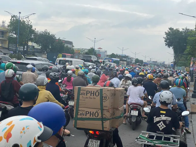 Camera AI giao thông: Hà Nội và TP.HCM chạy đua hiện đại hóa an ninh đô thị