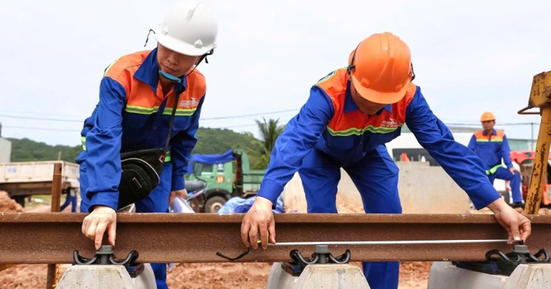 Cuộc chạy đua 600 công nhân trên tuyến LRT Phú Quốc