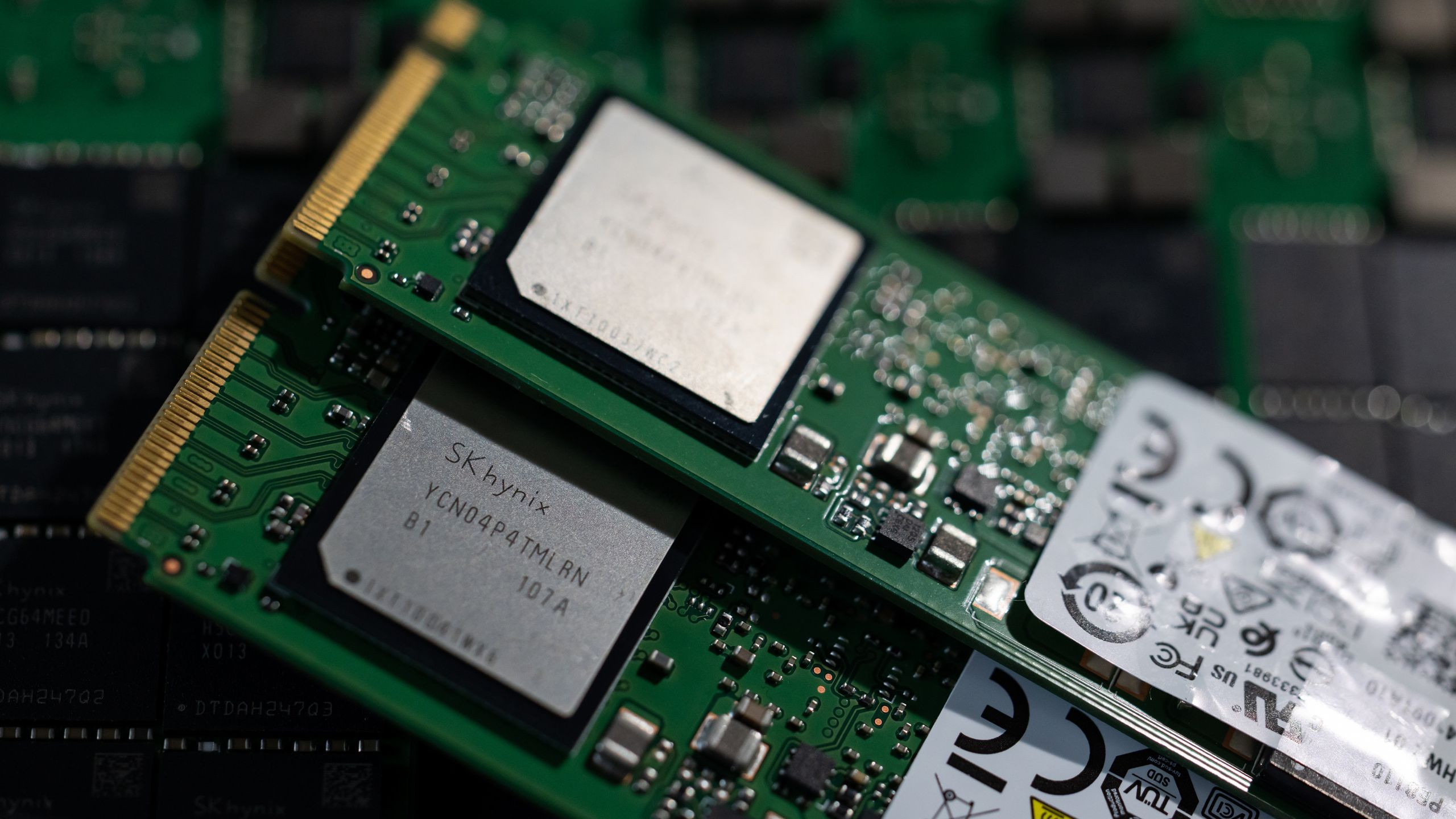 Memory Makers Are Dodging Warranties When Stock Runs Dry