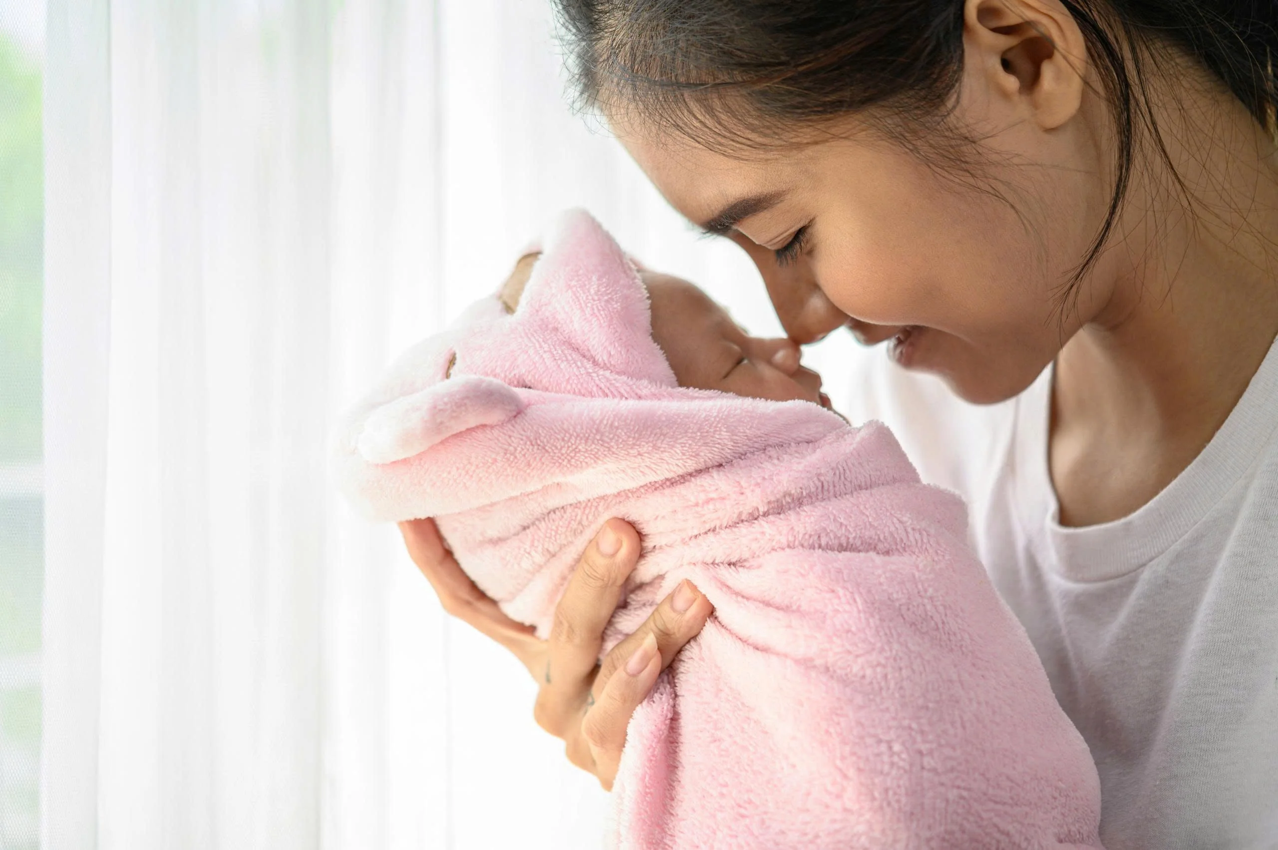 Những dấu hiệu cảnh báo sau sinh mẹ không nên bỏ qua