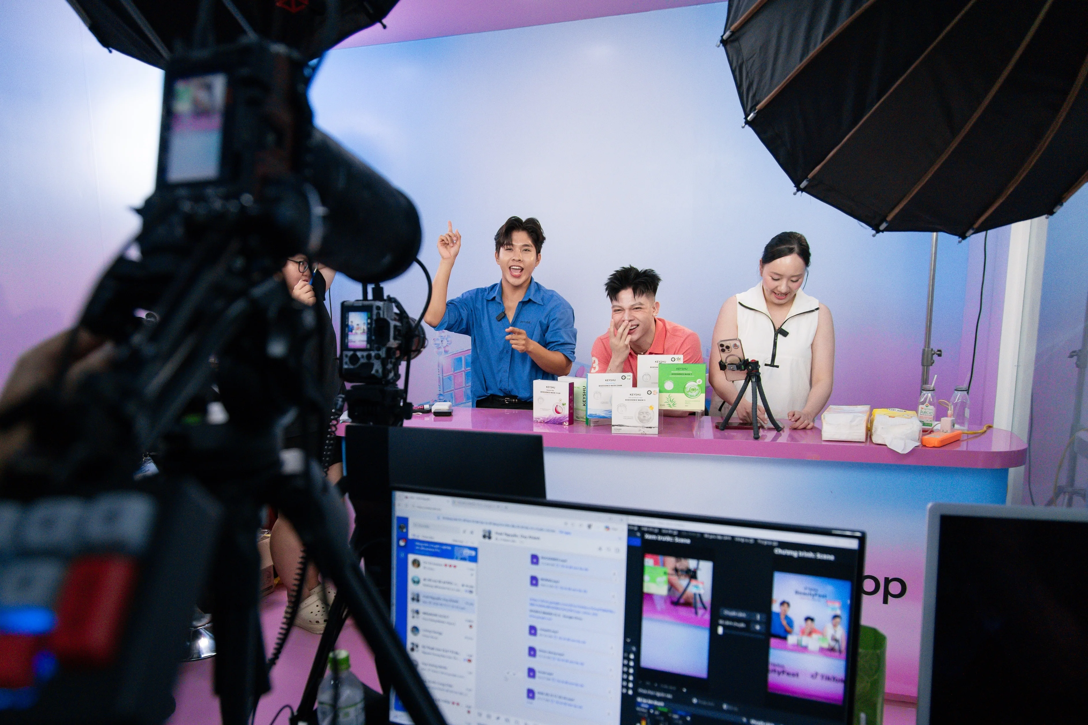 Livestream mỹ phẩm nội địa: Khi câu chuyện thương hiệu lên sóng