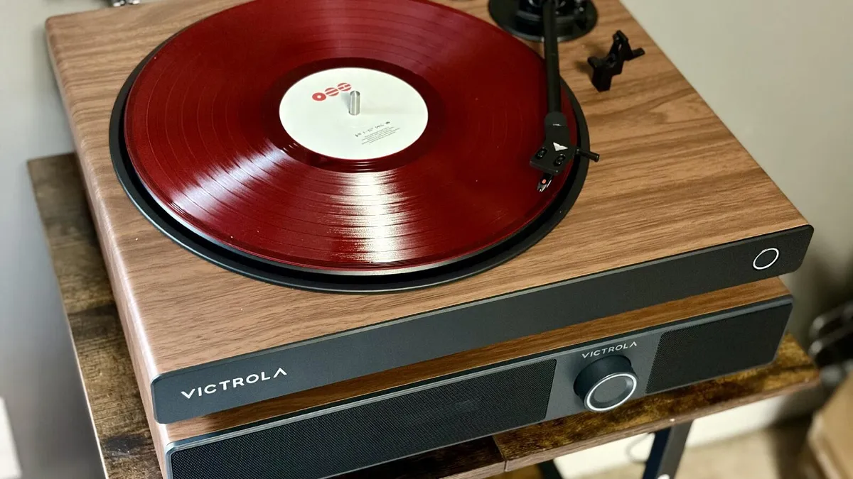 Compact Powered Speakers Transform Vinyl Setups