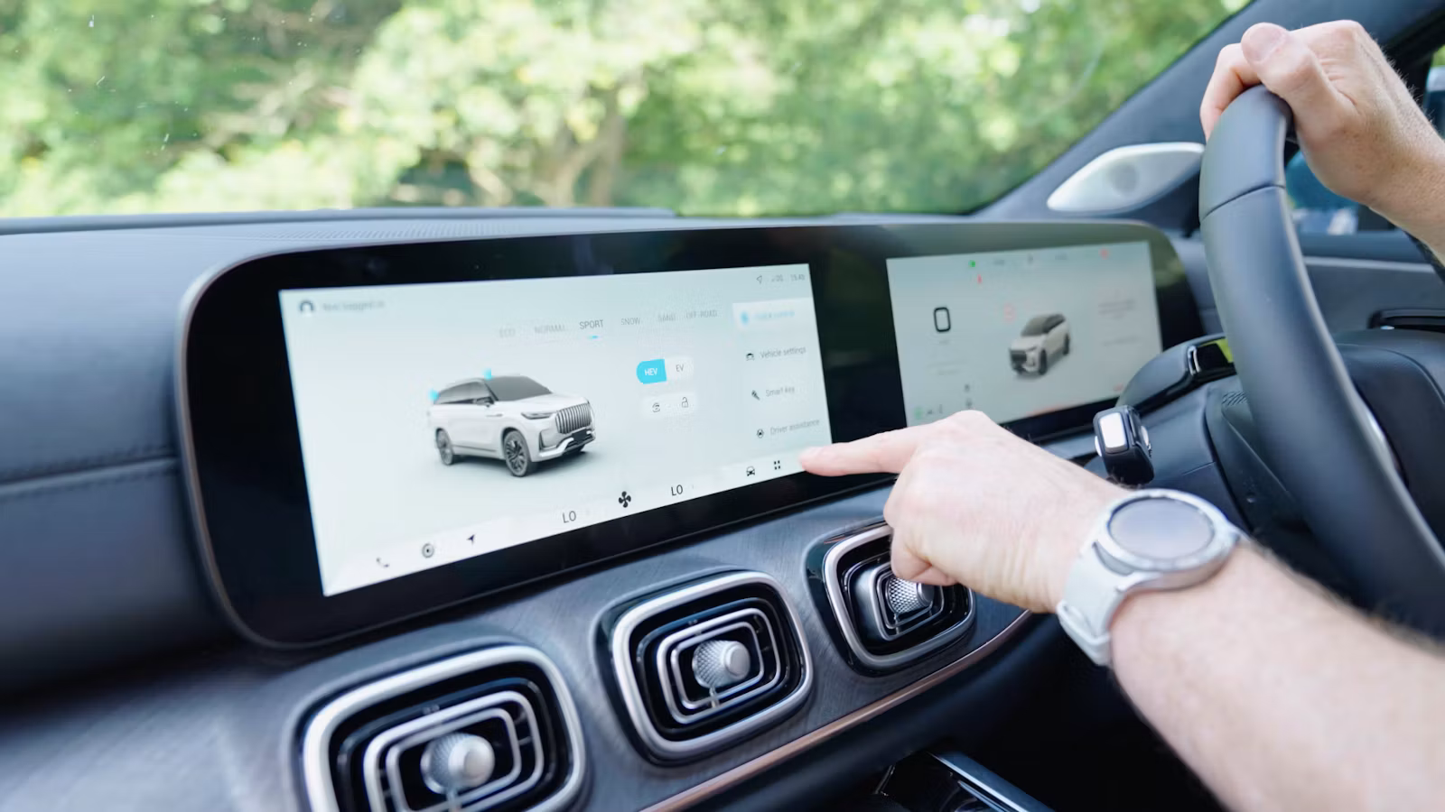 Same Budget, Different Choices: Plug-In Hybrid SUV vs Larger Gas Alternative