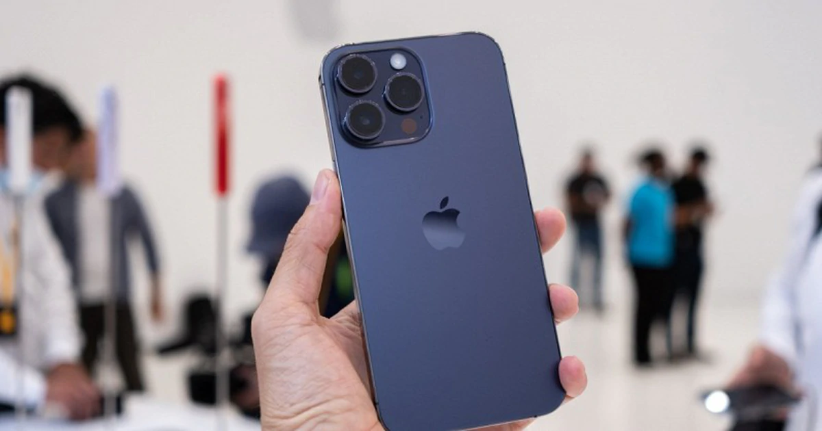 iPhone giảm giá sâu: Mua ngay hay chờ thêm, và chọn mẫu nào?