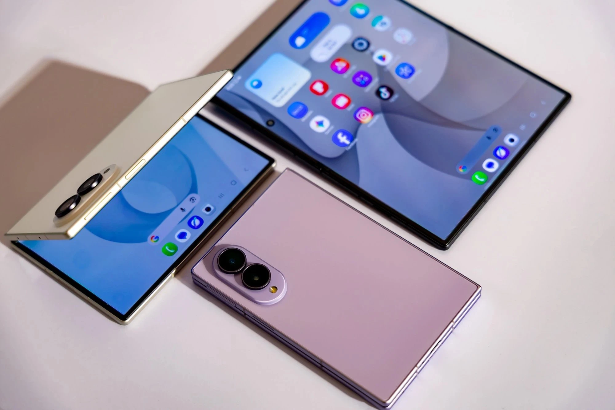 Galaxy Z Fold8 giảm tới chục triệu: nên mua ngay hay chờ?