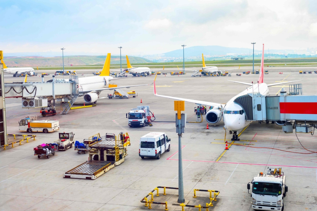 How AI Is Cutting Airport Delays and Aviation’s Climate Cost