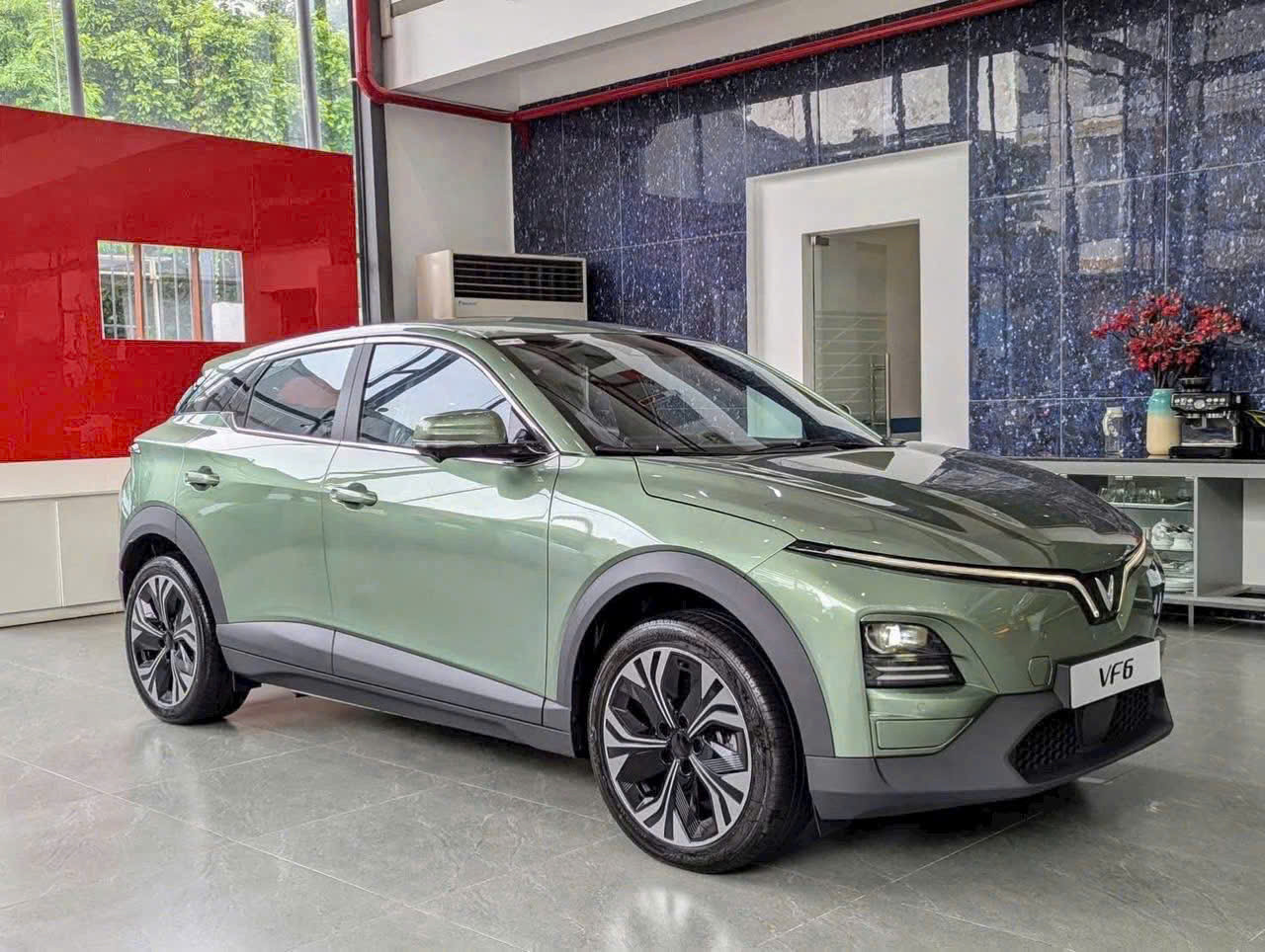 Toyota Yaris Cross và VinFast VF 5: Ai thắng trong phân khúc SUV cỡ nhỏ tháng 7?