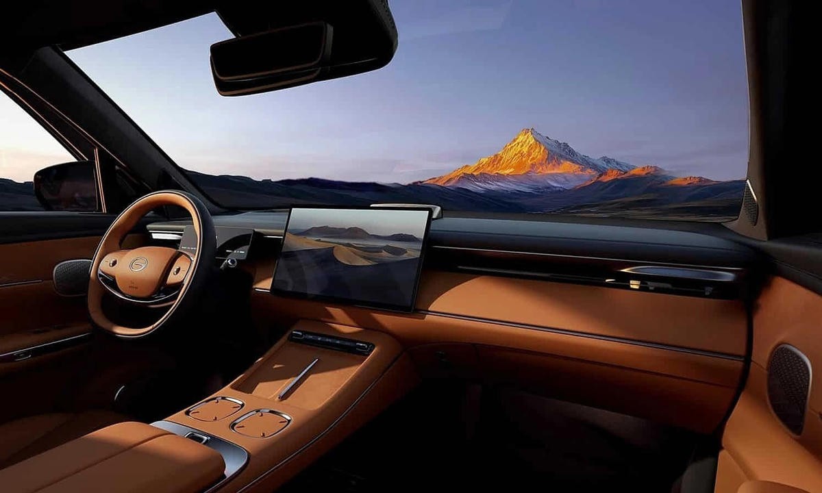 GAC S7 plug-in hybrid: Tân binh SUV hạng D thách thức Santa Fe và Everest