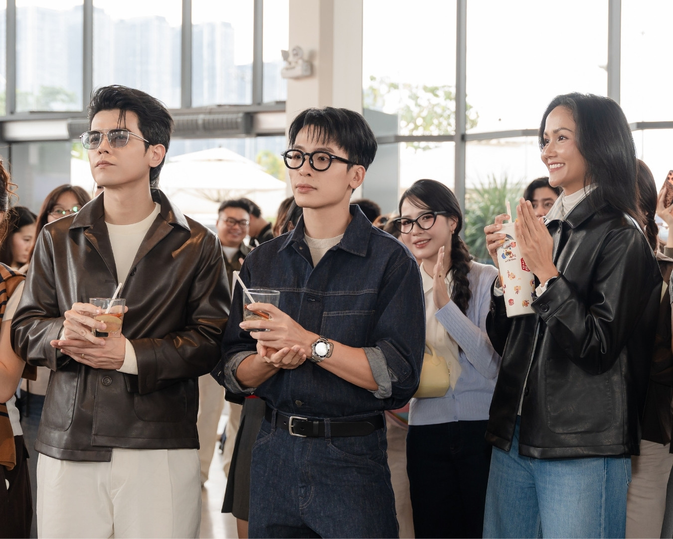 Xây dựng tủ đồ capsule với LifeWear Thu Đông