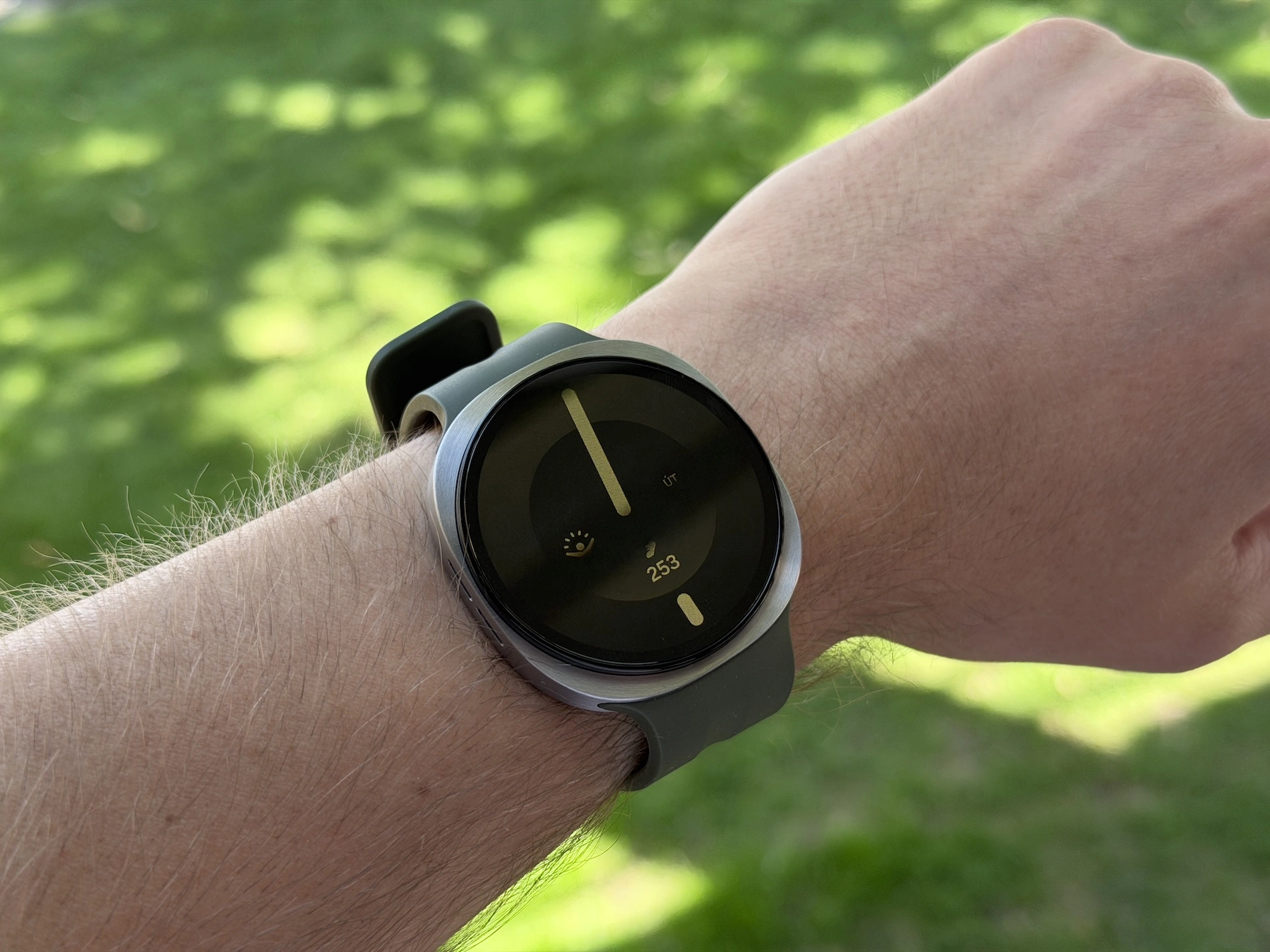 Google Pixel Watch 5 vs Galaxy Watch 8: Which Should You Buy?